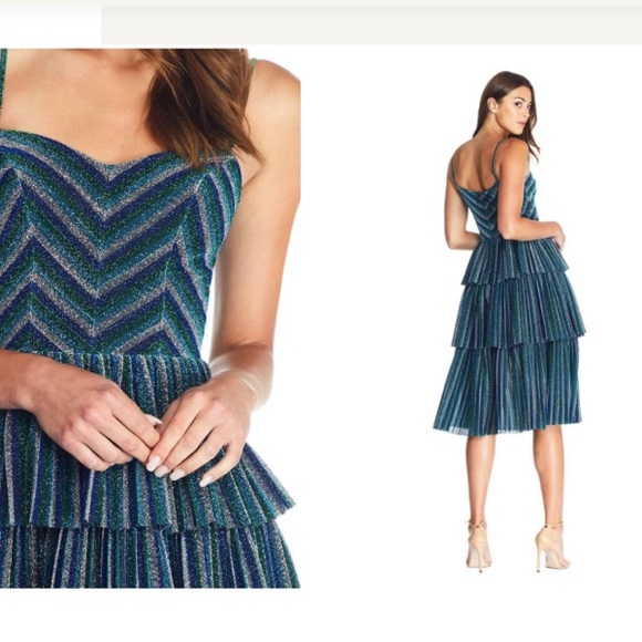 Dress the Population Party Dress - Picture 4 of 9